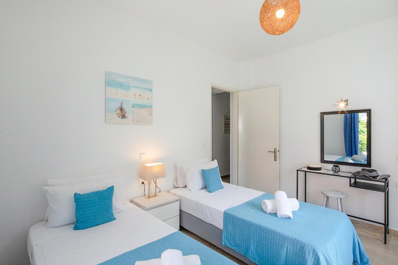 Irini Apartments And Studios อากิออส กอร์ดิออส ภายนอก รูปภาพ