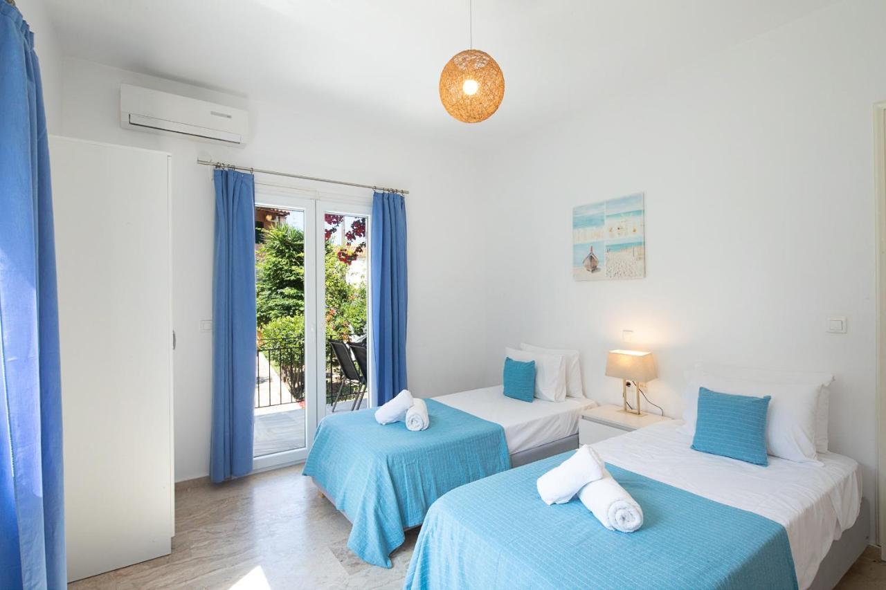 Irini Apartments And Studios อากิออส กอร์ดิออส ภายนอก รูปภาพ