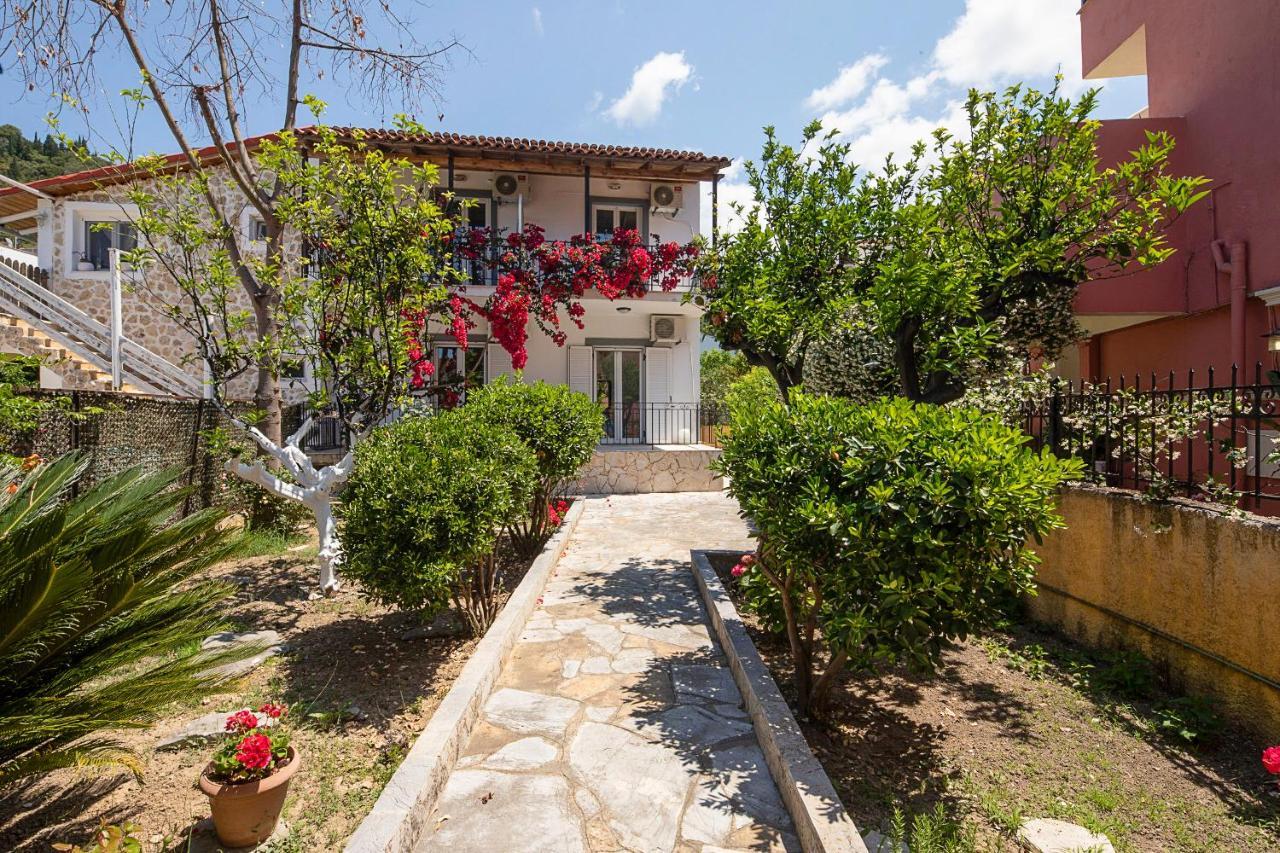 Irini Apartments And Studios อากิออส กอร์ดิออส ภายนอก รูปภาพ